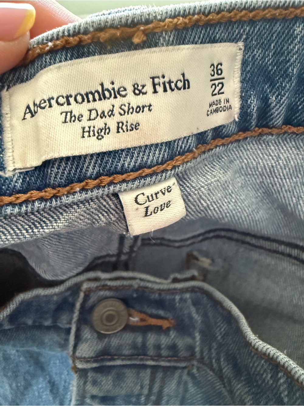 Abercrombie & Fitch women’s Relaxed Dad Short Jeans - Blue